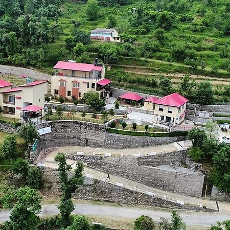 Mist n Meadows Resort Rājgarh Exterior foto