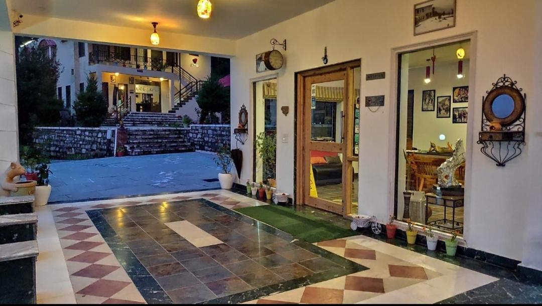 Mist n Meadows Resort Rājgarh Exterior foto