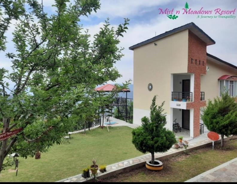 Mist n Meadows Resort Rājgarh Exterior foto