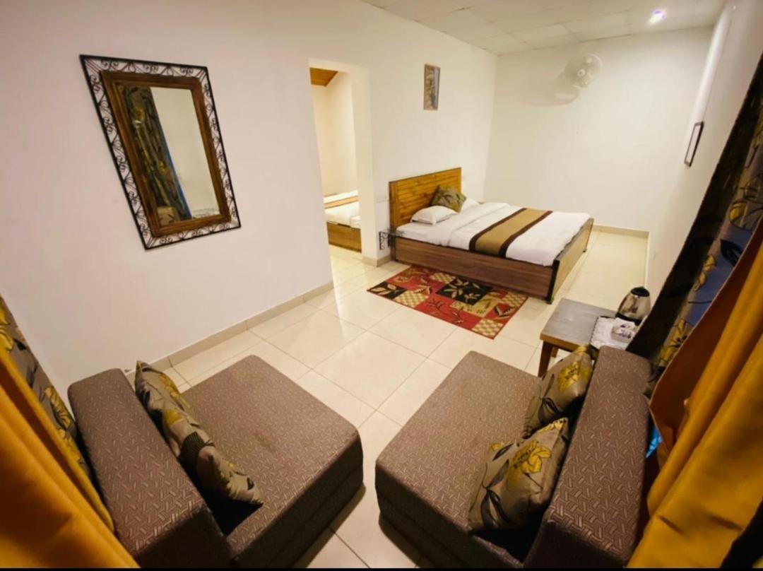 Mist n Meadows Resort Rājgarh Exterior foto