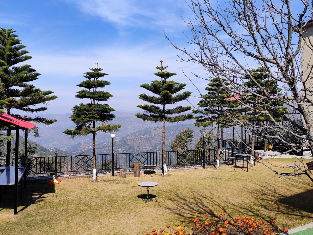 Mist n Meadows Resort Rājgarh Exterior foto