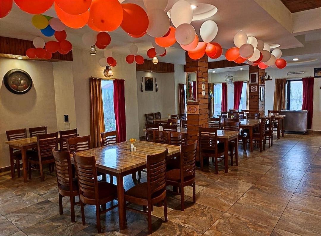 Mist n Meadows Resort Rājgarh Exterior foto
