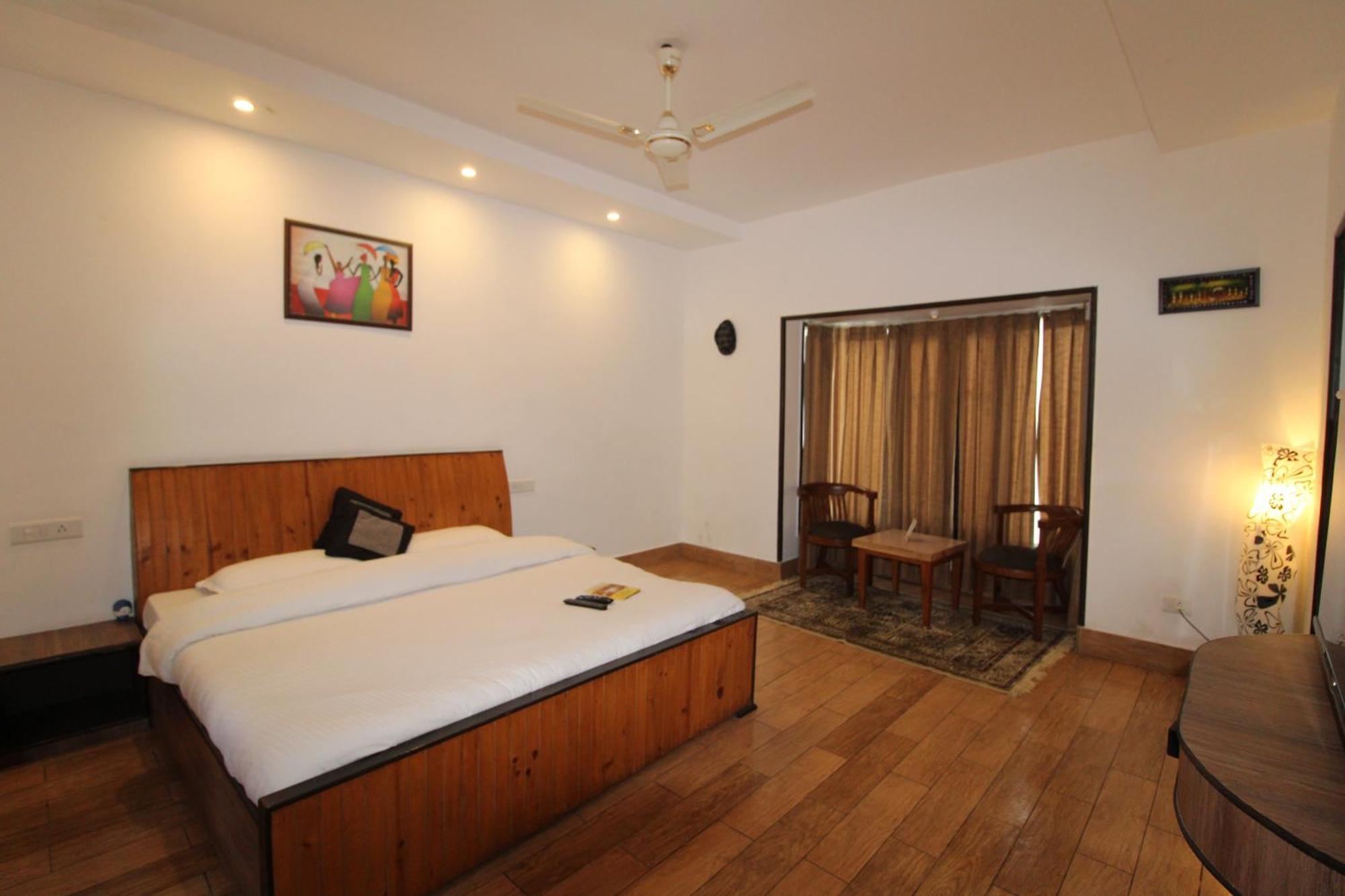 Mist n Meadows Resort Rājgarh Exterior foto